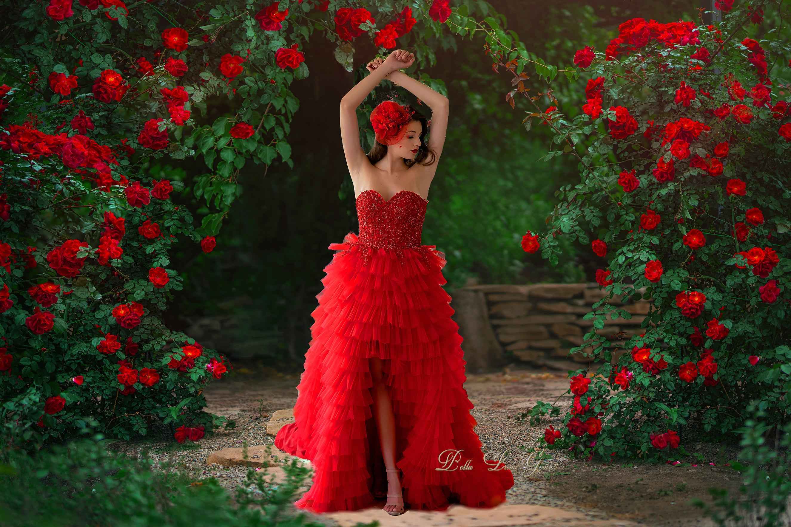 How Custom Couture Prom Dresses Stand Out From the Crowd - Bella Luna Gowns