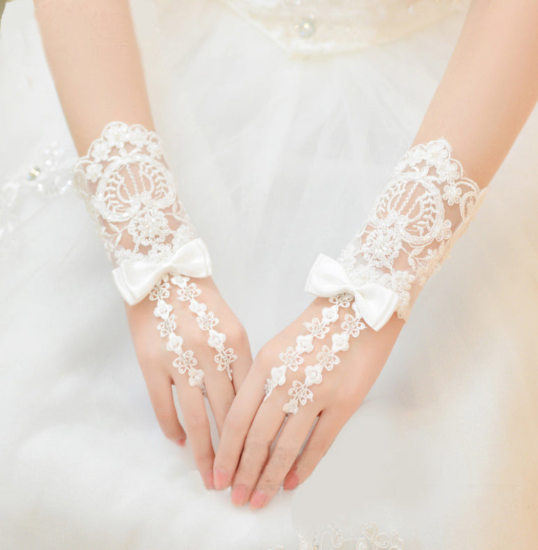 Gloves - Bella Luna Gowns