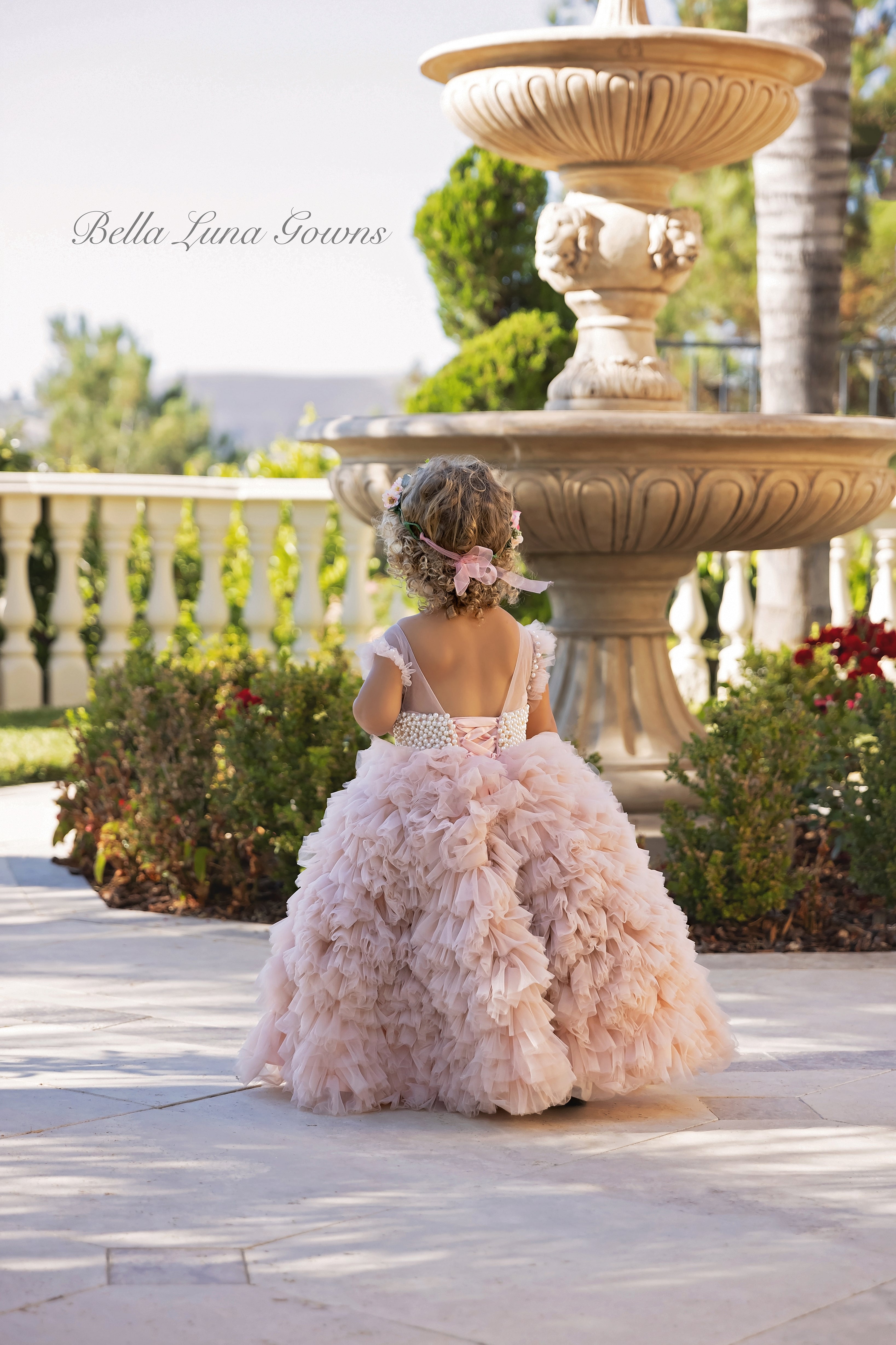 Babelicious - Bella Luna Gowns