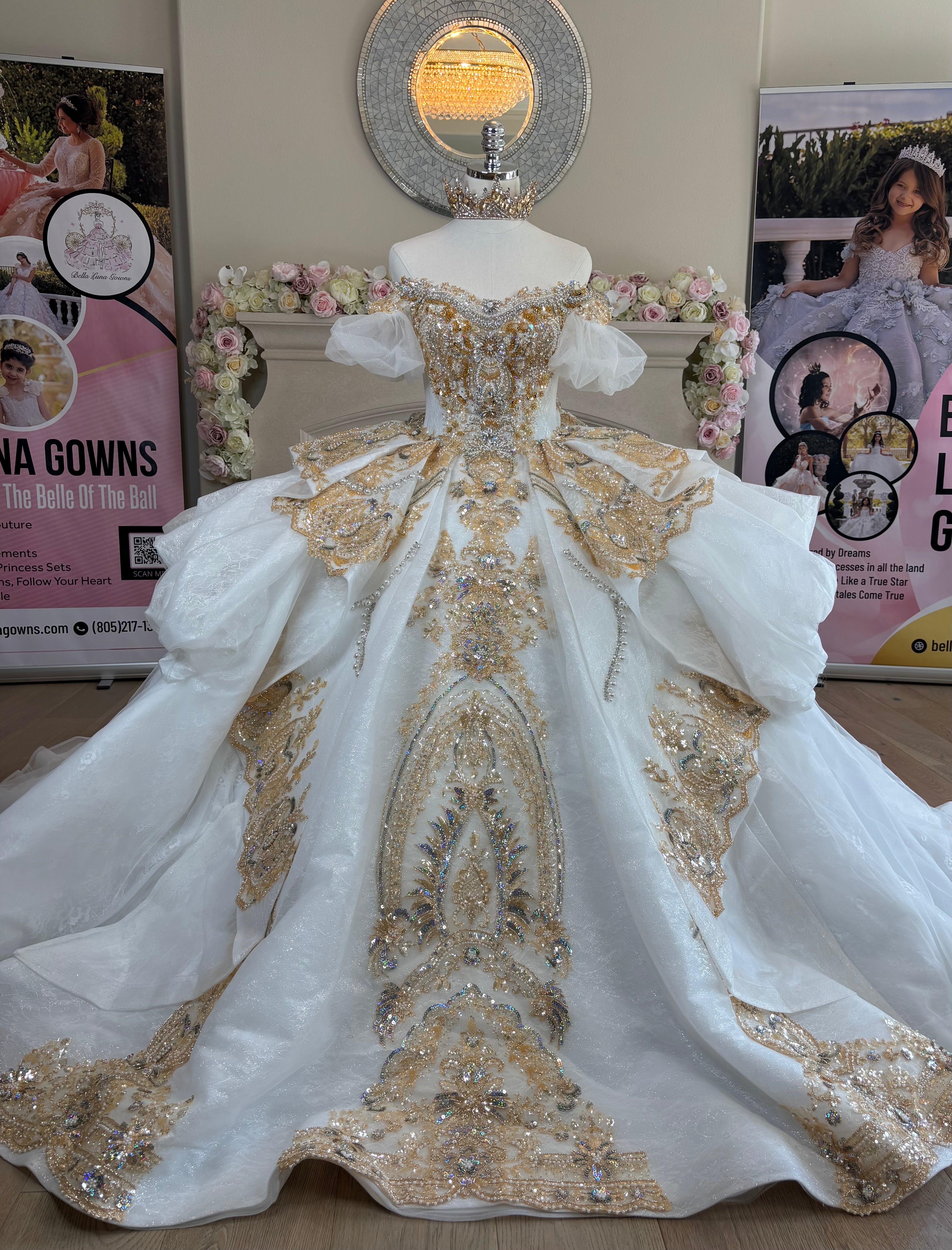 Love Story (Ivory/Gold) - Bella Luna Gowns