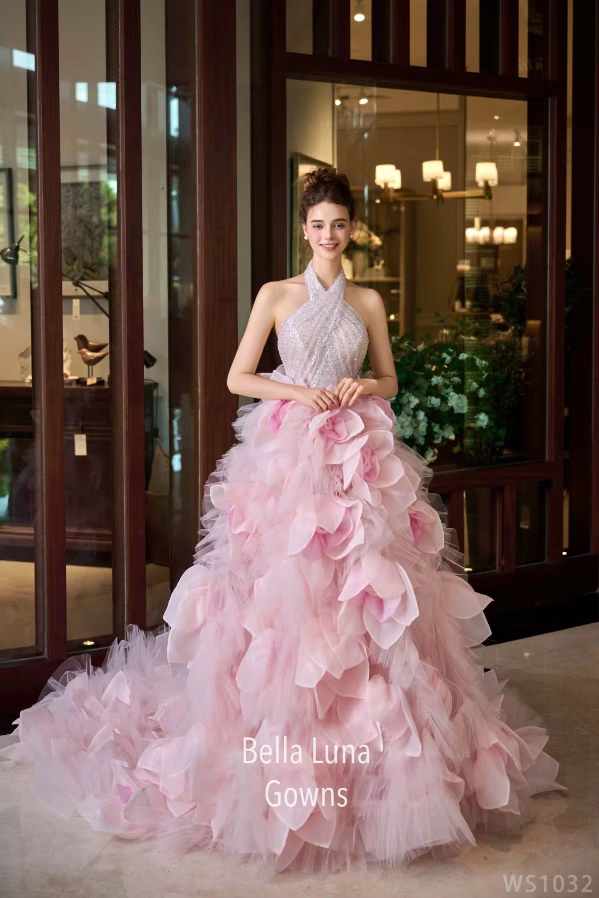 VIPWS1032 - Bella Luna Gowns