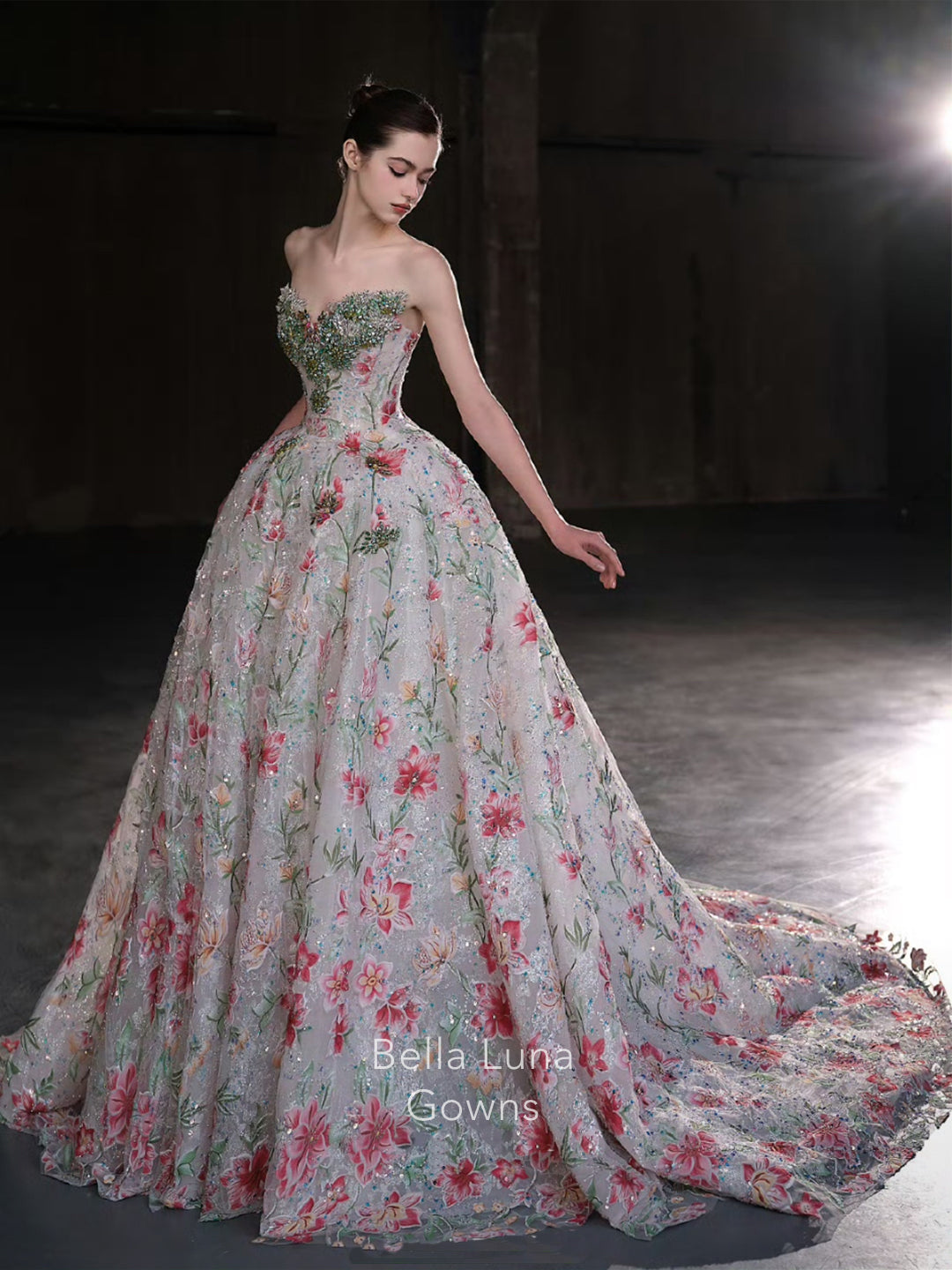 WS1090 - Bella Luna Gowns