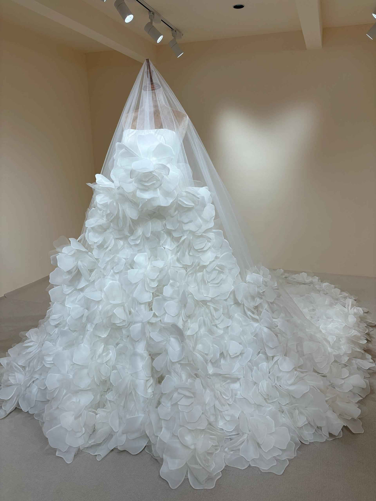 Fleur Royale 3D Floral Wedding Veil