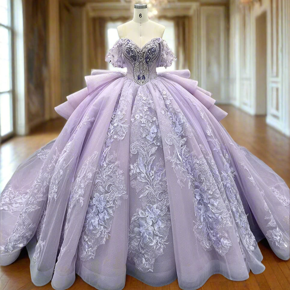 PR018 - Bella Luna Gowns