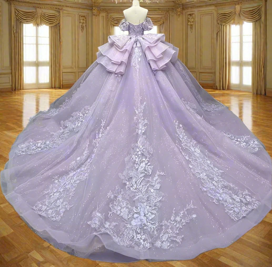 PR018 - Bella Luna Gowns