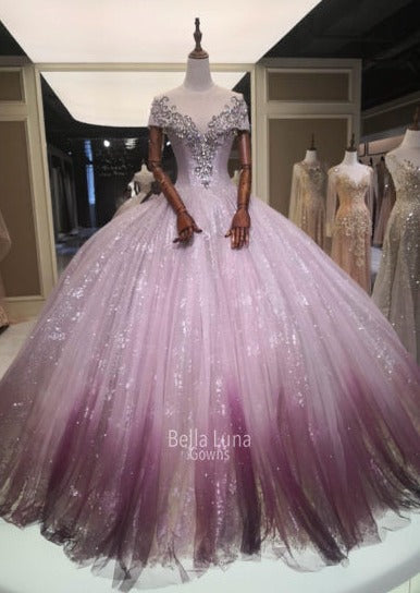 VIP5048 - Bella Luna Gowns