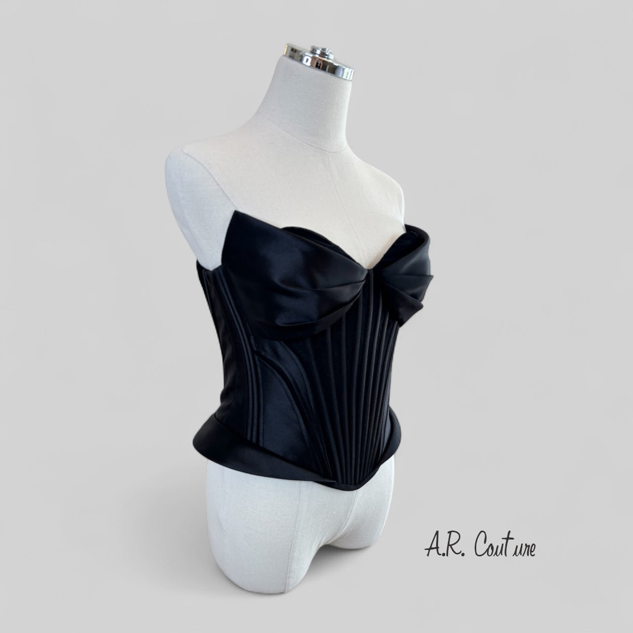 Ravelle - Bella Luna Gowns