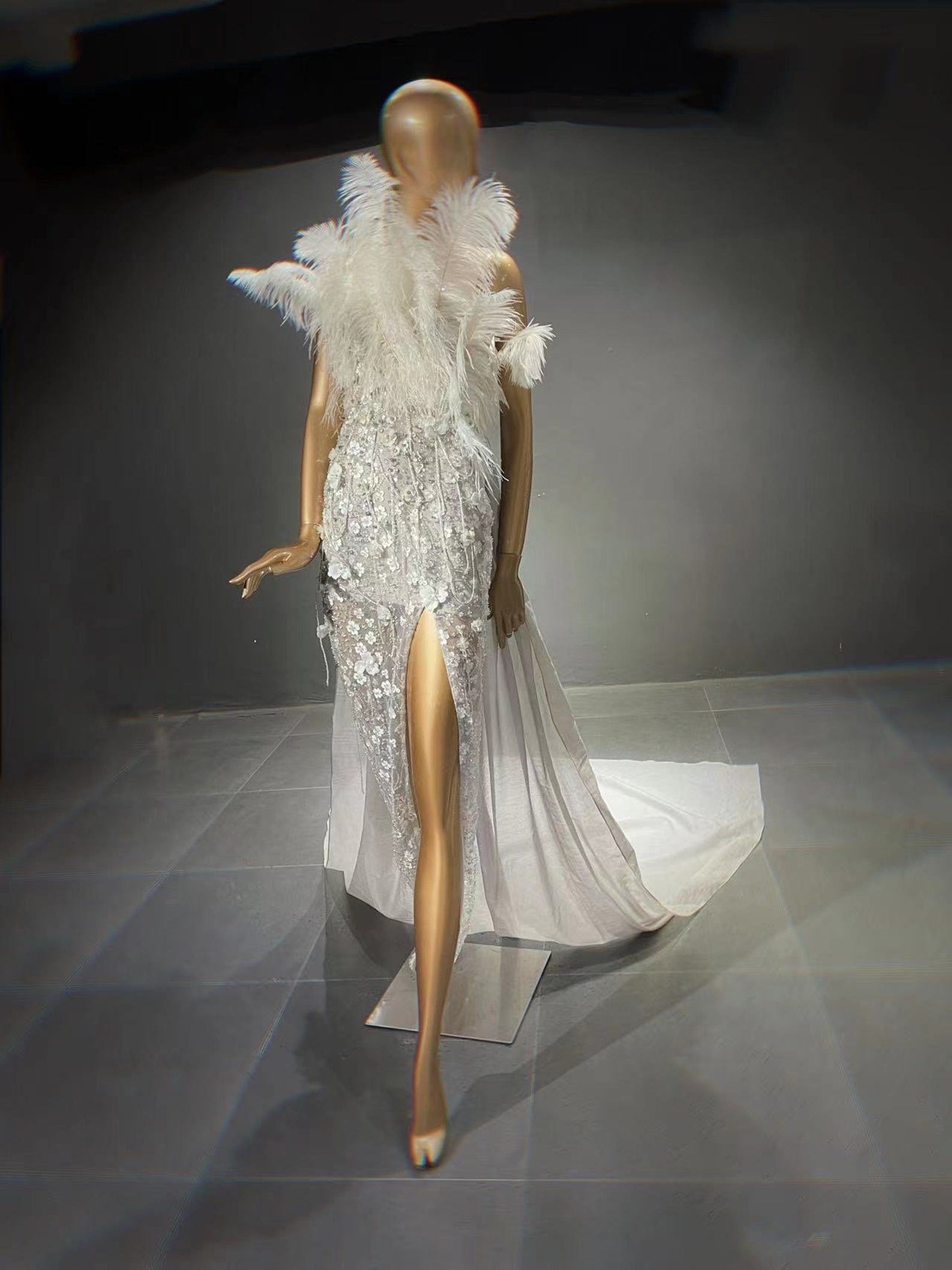 Stock RC124 - Bella Luna Gowns