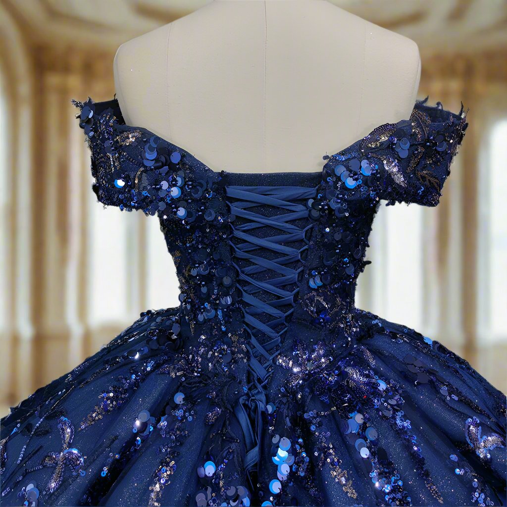 LA015 - Bella Luna Gowns