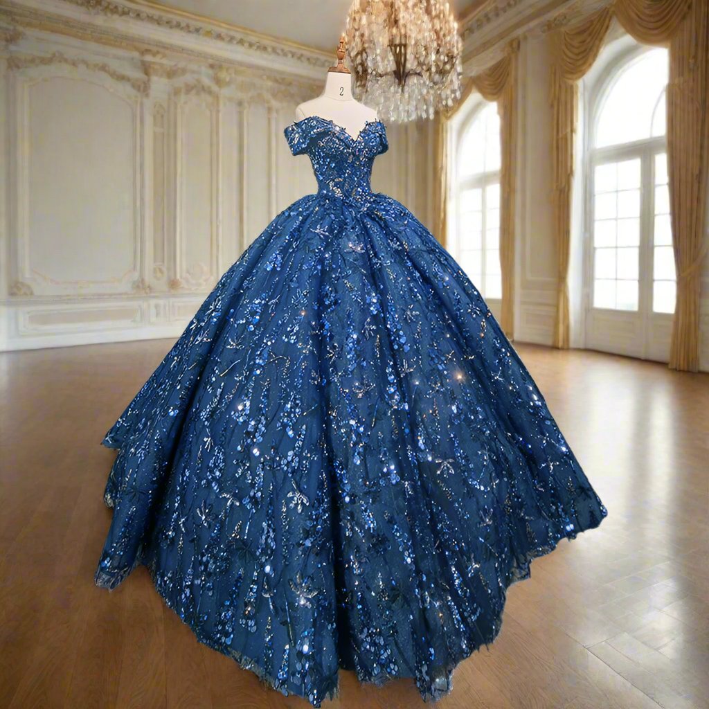 LA015 - Bella Luna Gowns